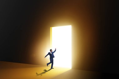 İş adamı kaçış konseptinde arka kapıdan giriyor