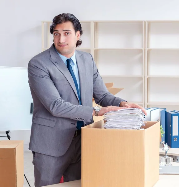 Young Man Employee Boxes Office — Stok fotoğraf