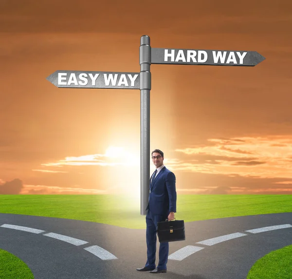 Businessman Choosing Hard Easy Way — Stock fotografie
