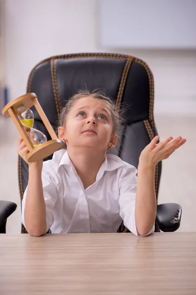 Little Girl Sitting Classroom Time Management Concept —  Fotos de Stock