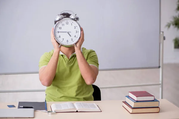 Young Student Time Management Concept — Stock Photo, Image