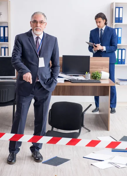 Due Esperti Criminologi Che Lavorano Ufficio — Foto Stock