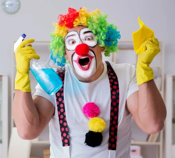Funny Clown Doing Cleaning Home — Stock Photo, Image
