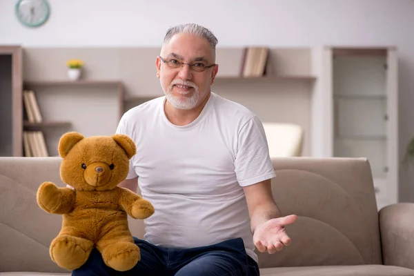 Old Man Toy Bear Home — Stock Photo, Image