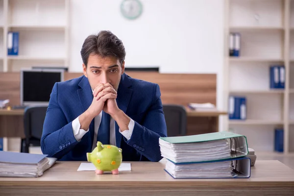 Young Businessman Employee Planning Retirement Concept — Stock Photo, Image