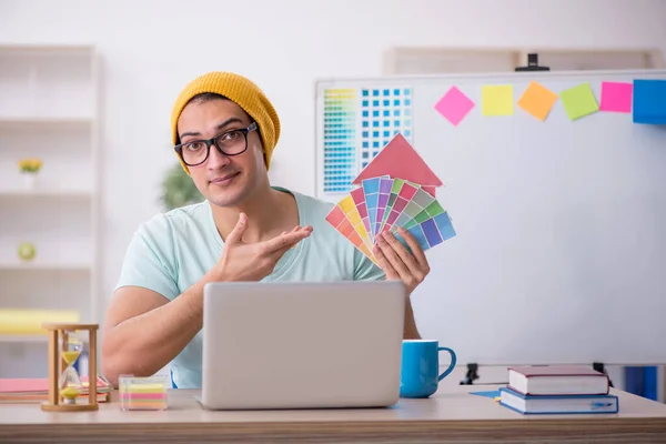 Young Designer Sitting Office — Stock Photo, Image