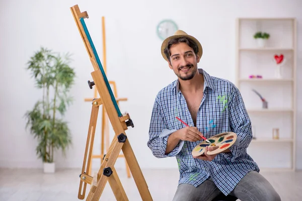 Young Man Enjoying Painting Home — Stock Photo, Image