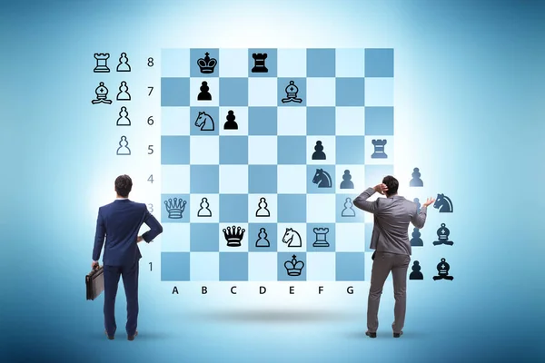 Üzletemberek Sakkoznak Fedélzeten — Stock Fotó