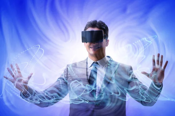 Metavers Concept Met Man Virtual Reality Bril — Stockfoto