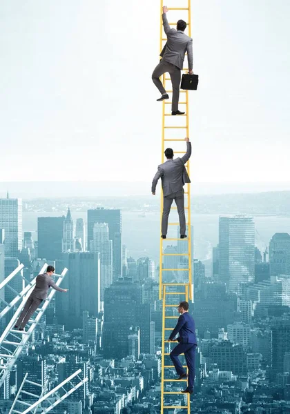 Zakenman Klimcarrière Ladder Business Concept — Stockfoto