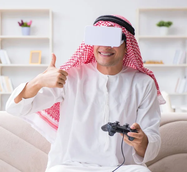 Arab Man Addicted Video Games — Stock Photo, Image