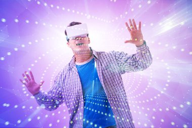 Adam ve sanal gerçeklik gözlükleriyle meta-zıt konsept