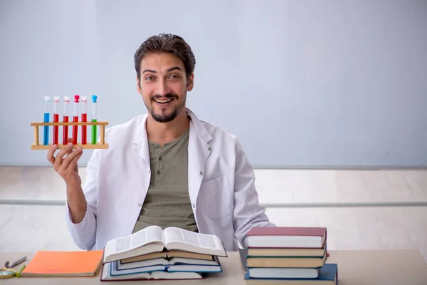 Young Chemist Teacher Front Whiteboard — Stock Photo, Image