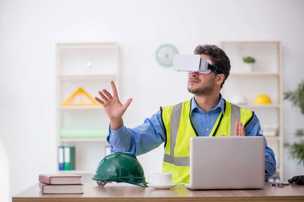Young Architect Wearing Virtual Glasses — Stock Photo, Image