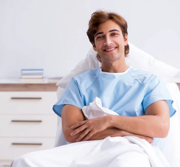 Young Male Patient Lying Couch Hospital — Stock Photo, Image