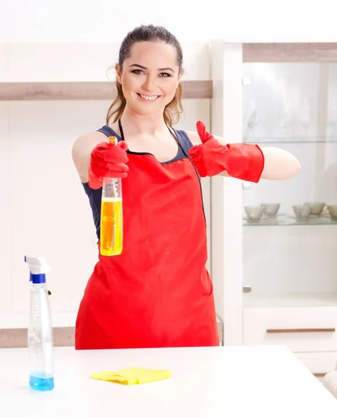 Young Beautiful Woman Cleaning Apartment — Stock Fotó