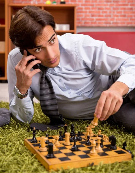 Young Handsome Boss Playing Chess Break — Stock Photo, Image
