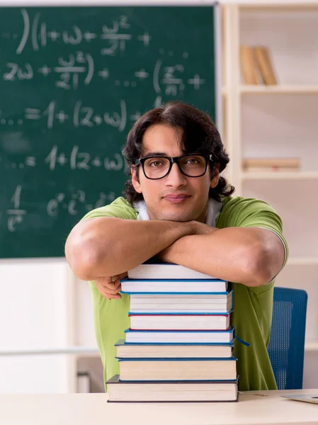 Handsome Student Front Chalkboard Formulas — Foto de Stock