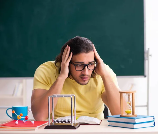 Male Student Physicist Preparing Exams Classroom — Stock Photo, Image