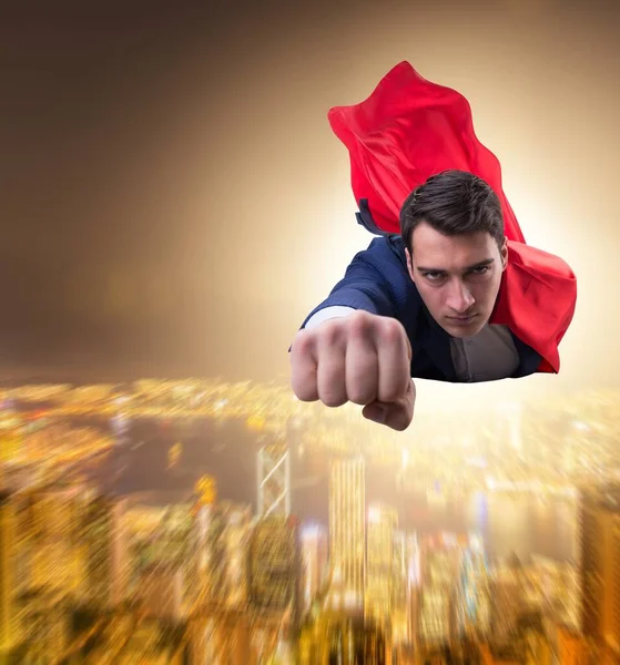 Superhjälten Affärsman Flyger Över Staden — Stockfoto