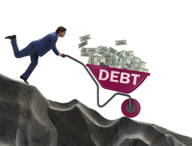 İş adamı el arabasını yokuş aşağı sürüyor.