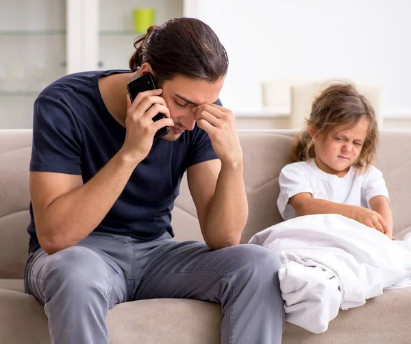 Father Taking Care His Ill Daughter — Stock Photo, Image