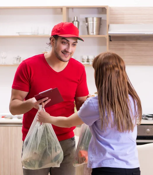 Young Male Courier Food Delivery Concept — Stock Photo, Image