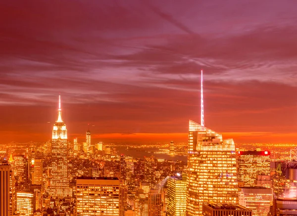 New York Éjszakai Kilátása Manhattan Naplementekor — Stock Fotó