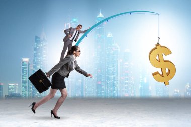 İş adamları oltayla para peşinde koşuyor.