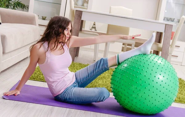 Young Beautiful Woman Doing Exercises Home — 스톡 사진