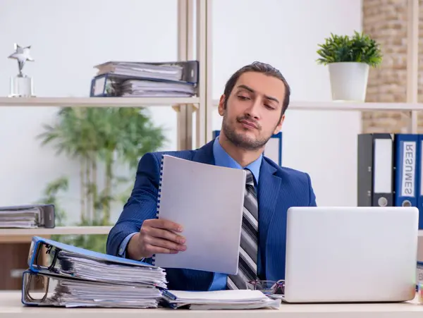 Young Male Employee Rejecting New Ideas Lots Papers Basket — Stock Photo, Image