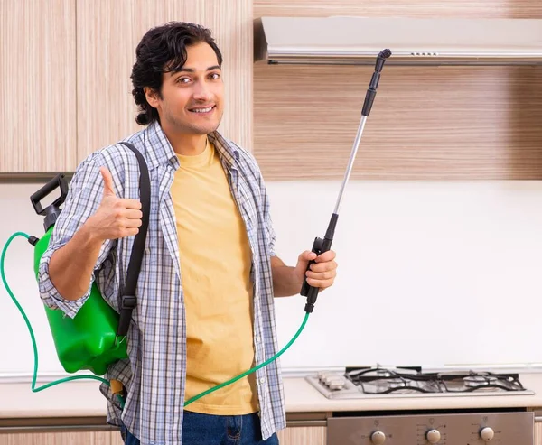 Professional Contractor Doing Pest Control Kitchen — Stock Photo, Image