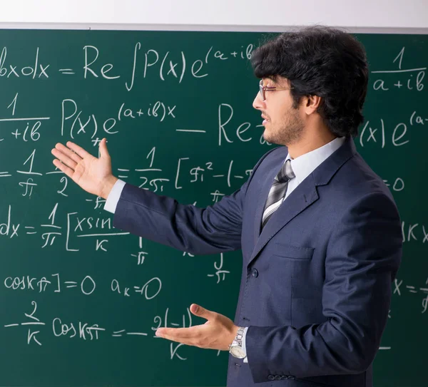 Молодий Вчитель Математики Класі — стокове фото