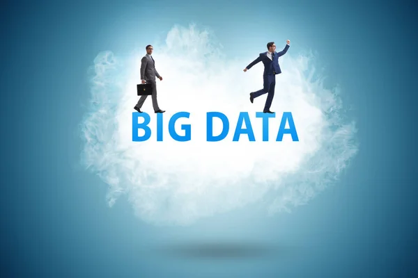 Concepto Big Data Con Gente Negocios —  Fotos de Stock