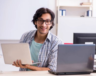 The it specialist working in the office