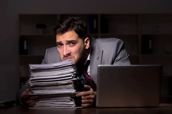 Young Employee Working Late Workplace — Stock fotografie