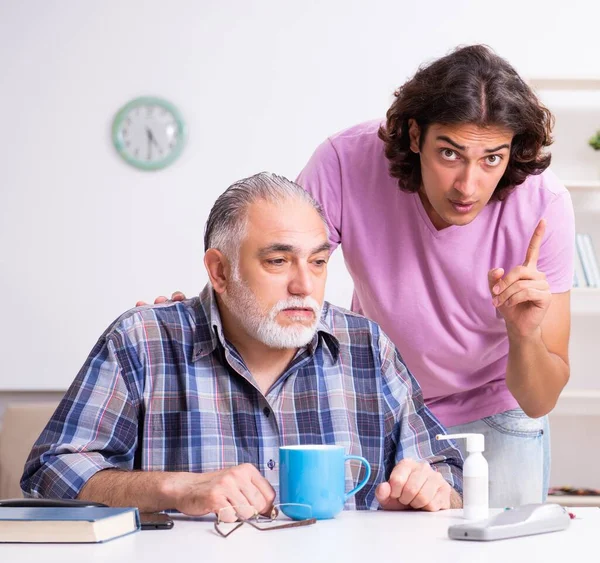 Young Student His Old Grandpa Home — Stock Photo, Image