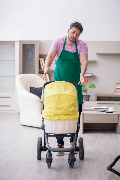 Young Contractor Cleaner Looking Newborn — Stock Photo, Image