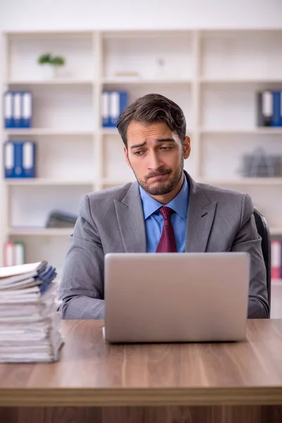 Young Businessman Employee Sitting Workplace — Stock Photo, Image