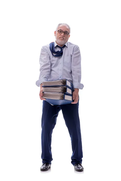 Starý Zaměstnanec Drží Papíry Izolované Bílém — Stock fotografie