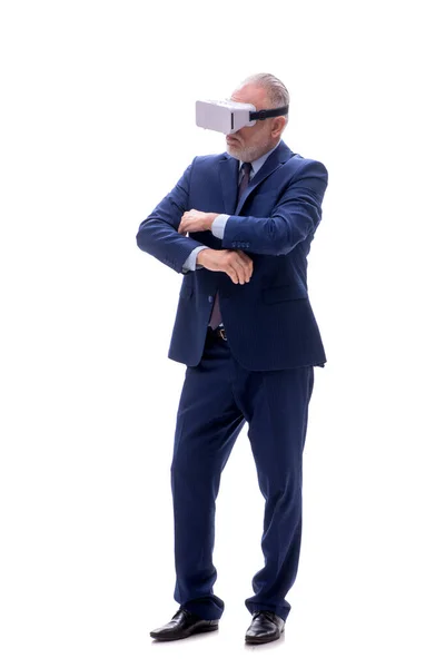 Antiguo Jefe Con Gafas Virtuales Aisladas Blanco — Foto de Stock