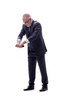 Beyaz ışıkta duran eski patron.