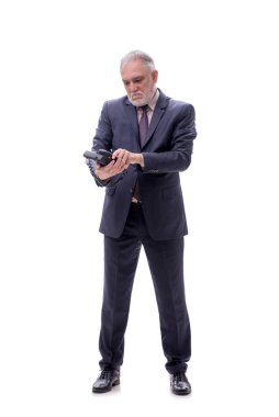 Telefonla konuşan iş adamı beyazda izole edilmiş.