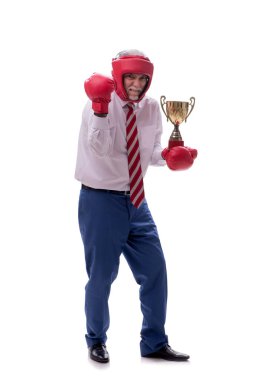 Eski patron boksu beyazlar içinde.