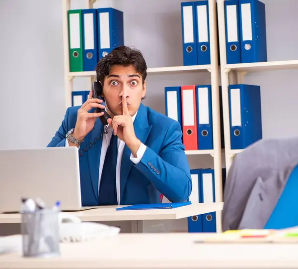 Employee Stealing Important Information Industrial Espionage Concept — Stock Photo, Image