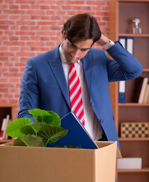 Young Person Being Fired His Work — Stock Photo, Image