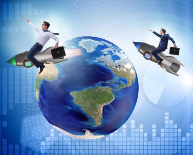 İki iş adamı dünyayı dolaşıyor.