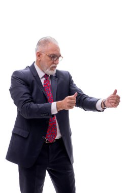 Sanal düğmeye basan eski patron beyazda izole edildi