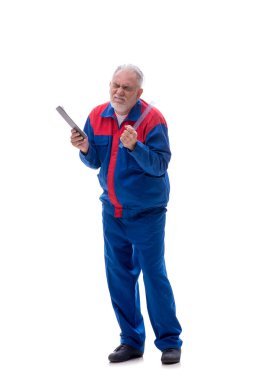 Yaşlı erkek ustabaşı beyaz üzerine izole edilmiş.