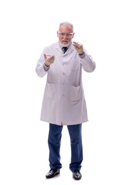 Yaşlı kimyagerin beyazı.